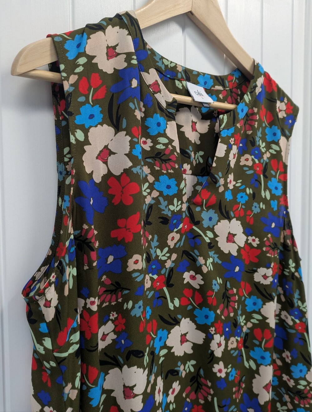 CAbi Wildflower Sleeveless Top - Picture 3 of 6